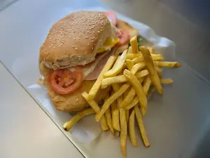 Pechuga crispy con papas