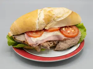 Sándwich de bondiola completo