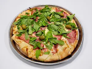 Pizza Jamon Crudo y Rucula