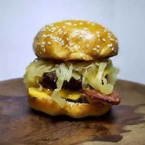 The queen burger