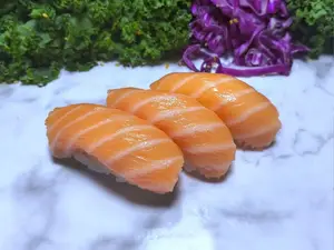 Nigiris de salmon