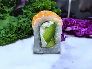 Roll green fish