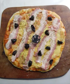 C34-PANCETA Y CIRUELAS