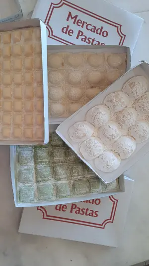 Ravioles Rellenos De Pollo Y Verdura