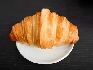 Croissant prosciutto
