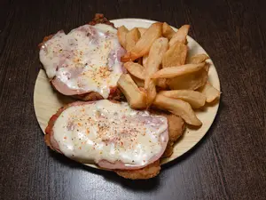 Milanesa napolitana + papas