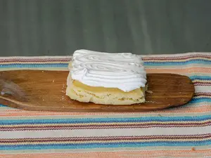 Cuadrado lemon pie