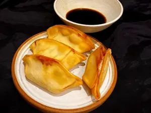 Gyozas de camarón al curry x4u
