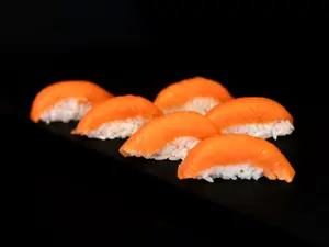 Nigiri Salmon Ahum. X6 Pz