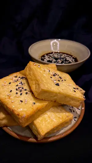 TOFU FRITO CON SÉSAMO