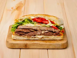 Sanguche de lomito xl 22 cm