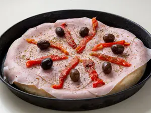 Pizza Jamón y Morrón