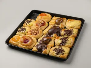 Docena de facturas surtidas