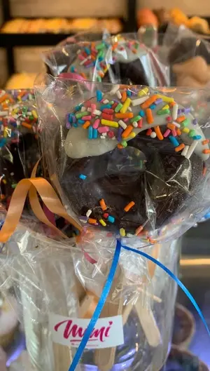 Paleta de donas con granas