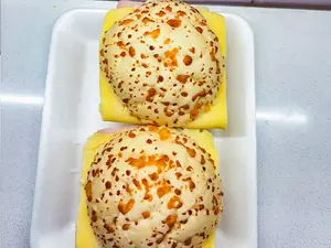 Sandwich En Pan De Papa Jyq X2