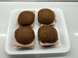 Sandwich pan negro jyq x 4