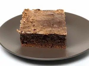 Porción de brownie clásico