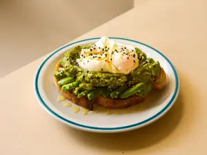 Tostada con palta
