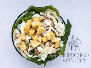 Ensalada de espinaca y hongos