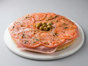 Pizza Napolitana con Jamón