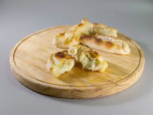 Empanada de queso roquefort