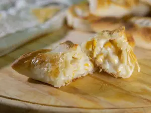 Empanada humita
