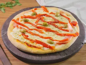 Pizza de muzzarella con morrón
