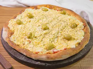 Pizza tres quesos