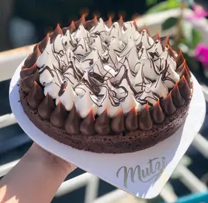 Marquise con dulce de leche y crema