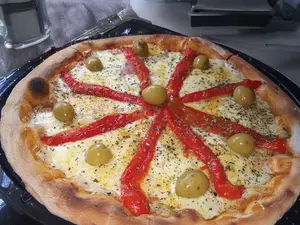 Pizza jamon y morron