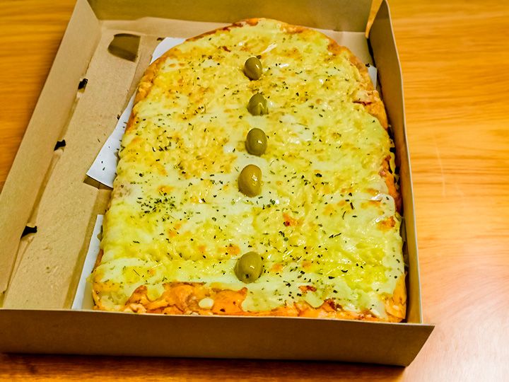 Nahuel 5 Pizza Por Metro