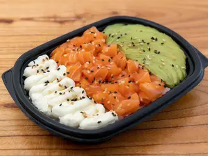 Salmón Poke