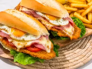 Sándwich de milanesa napolitana