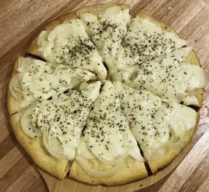 Pizza grande fugazzeta