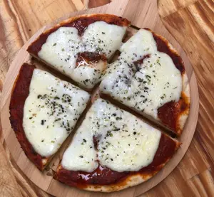 Pizza mozzarella individual