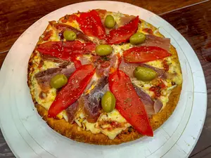 Jamon Crudo, Morron Y Huevo Grande