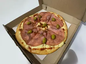 Muzzarella Con Jamón Grande