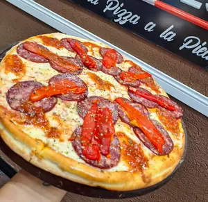 Calabresa Con Morrón Chica