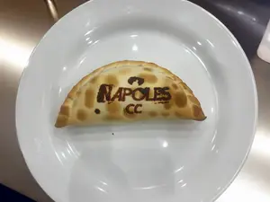 Empanada carne cortadacuchillo