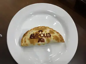 Empanada Jamón Y Queso