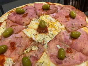 Jamón Y Huevo Grande