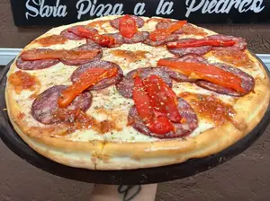 Calabresa Con Morrón Grande