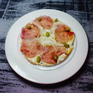 Fugazzeta Con Jamón Grande