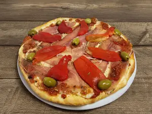 Jamón Crudo Y Morrón Grande