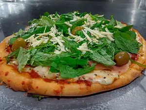 Jamón Crudo Y Rúcula Chica