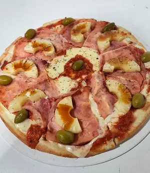 Jamón Y Ananá Chica