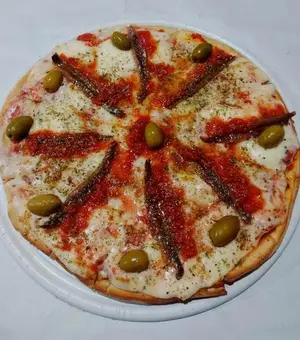 Muzzarella Y Anchoas