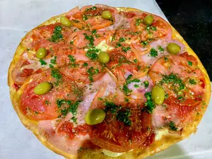 Napolitana Con Jamon Grande