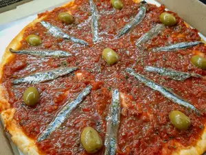Salsa Y Anchoas Grande