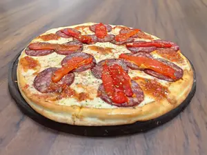Calabresa Con Morrón Chica